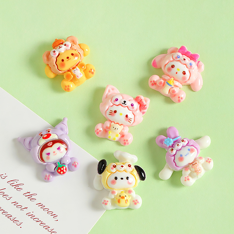18/20PCS Cute Cartoon Animals  - Resin Art Phone Case review and price